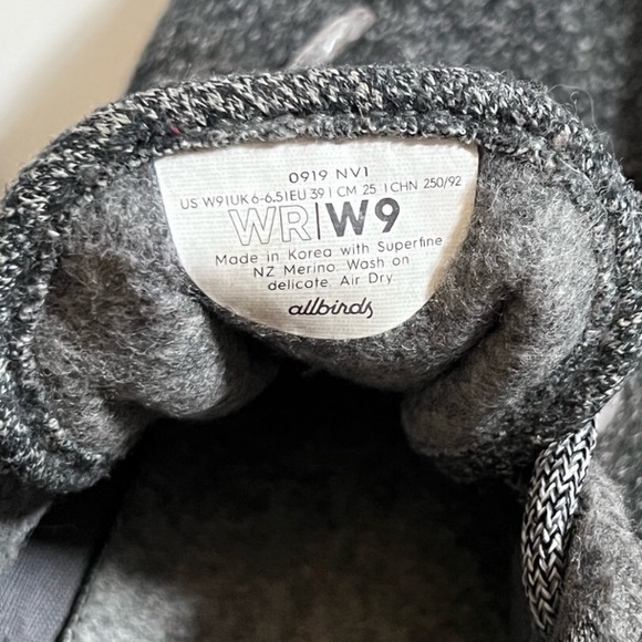 Allbirds Wool Runners 9. - Picture 5 of 7